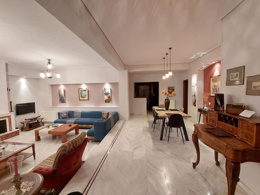 La Maison De Catherine Волос Екстериор снимка