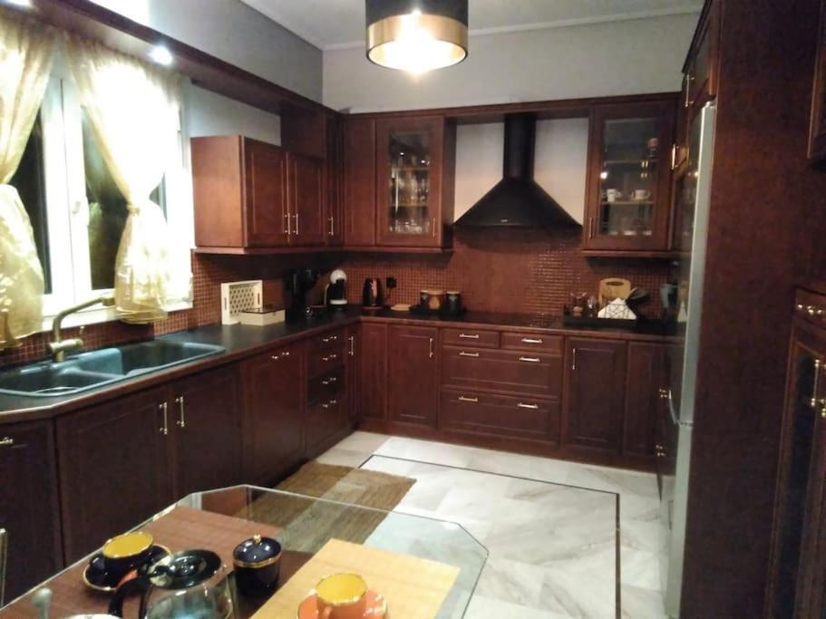 La Maison De Catherine Волос Екстериор снимка