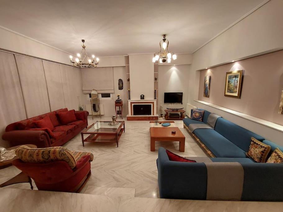 La Maison De Catherine Волос Екстериор снимка